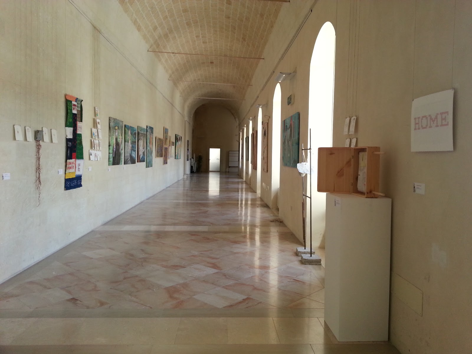 Foto durante l’allestimento di Gilvia Rollo