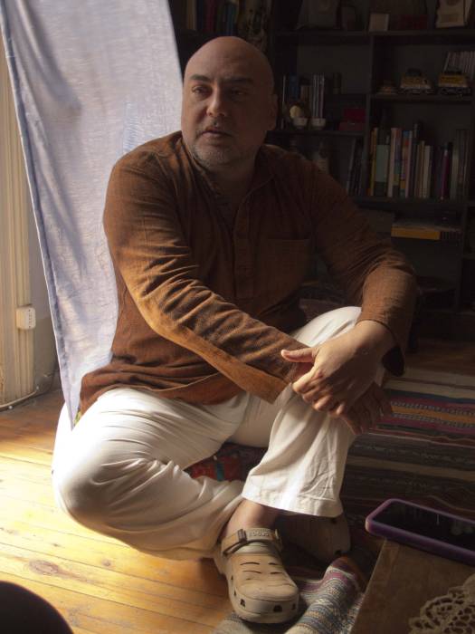 L'artista egiziano Moataz Nasr